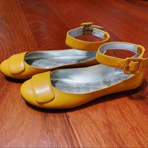 Mod-style Yellow Flats with Ankle Strap